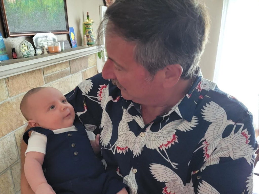Pete D. 2021 looking at Ollie
