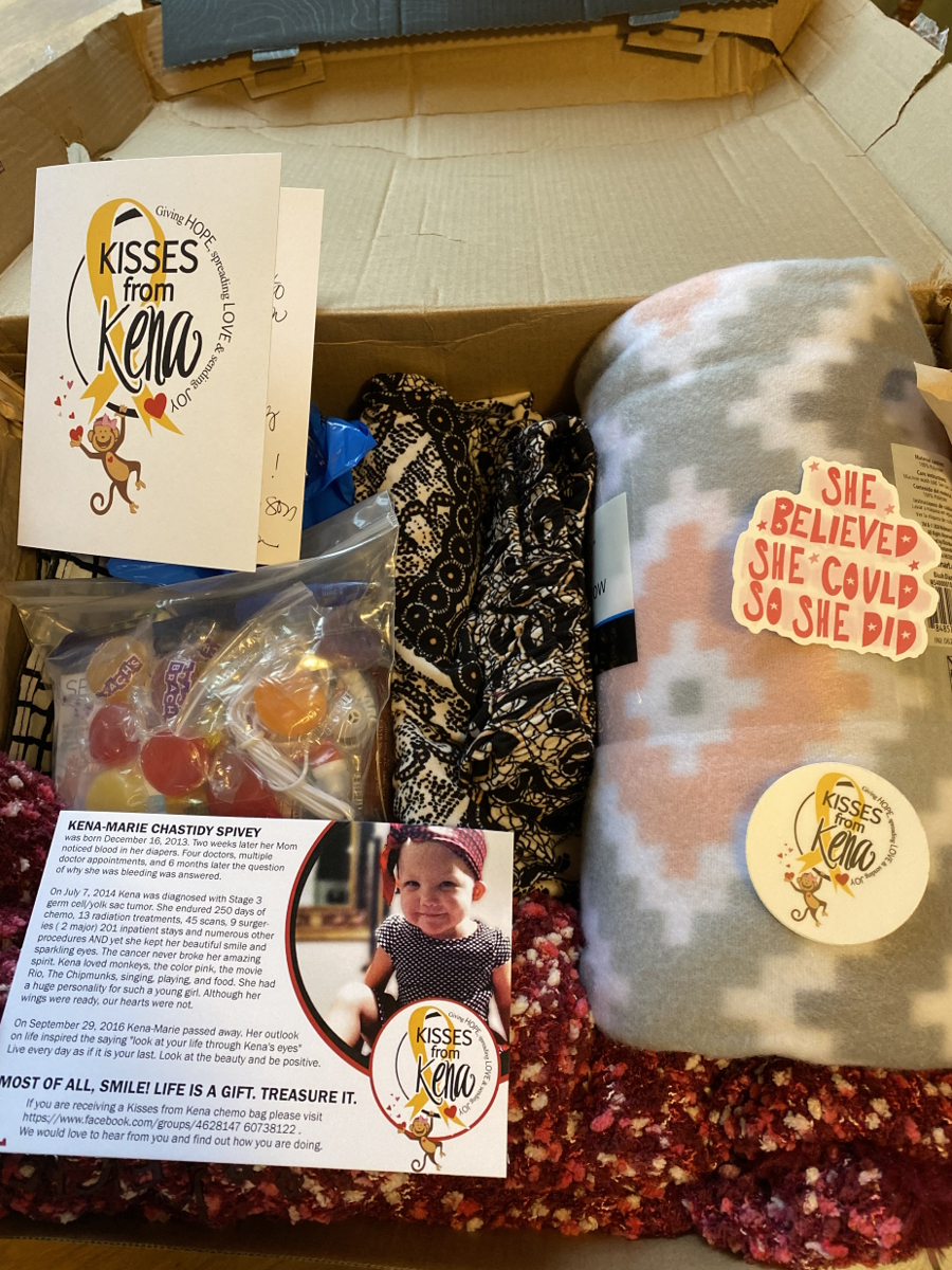 Stephanie V. Kisses from Kena package